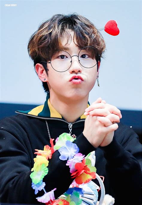 han jisung wallpaper|han jisung cute pics.